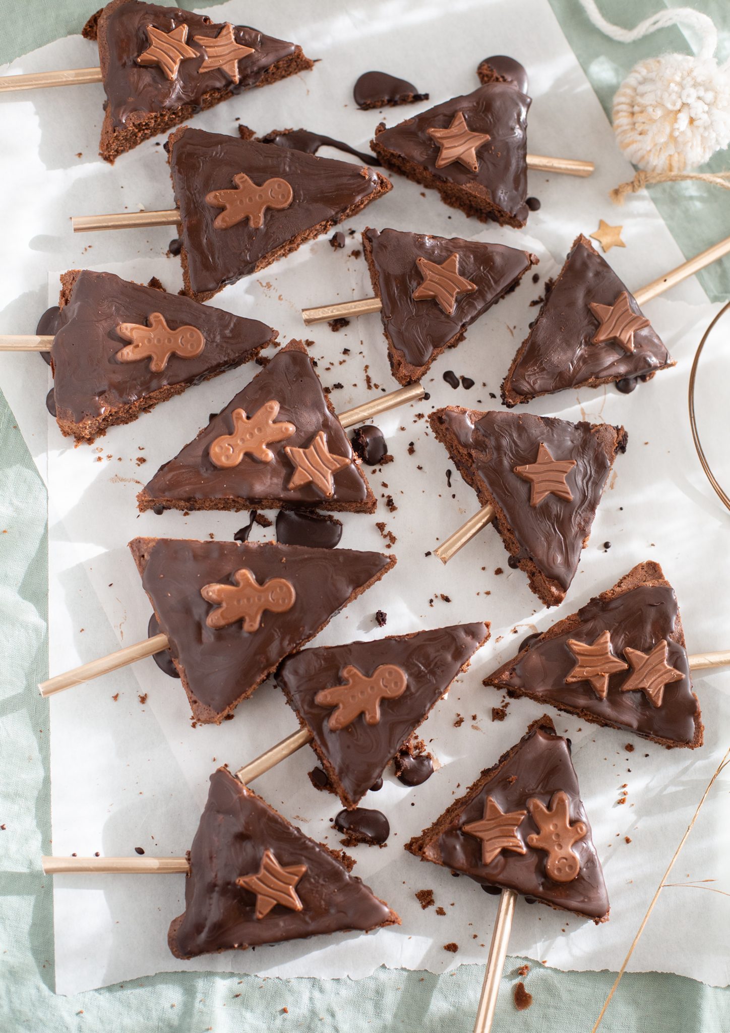 Schokokuchen in Tannenbaumform mit Schoko-Lebkuchenglasur – detail lovin